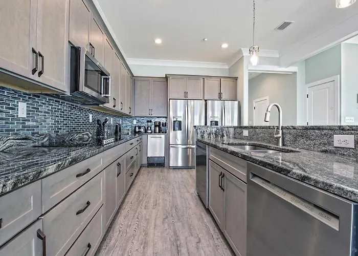 Holiday home Get Relaxin 5 Bedroom Lockout Gulf Shores