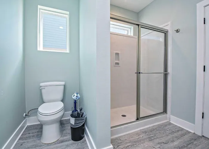 Get Relaxin 5 Bedroom Lockout * Gulf Shores